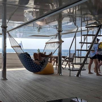 Deck mit Hängematte