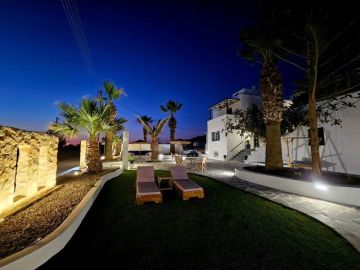 Coralli by night