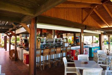 Poolbar