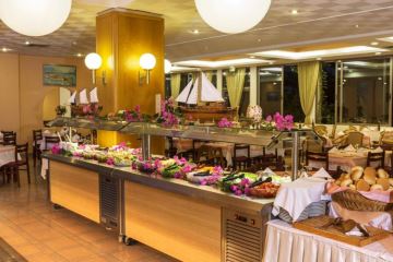 Buffet beim Abendessen