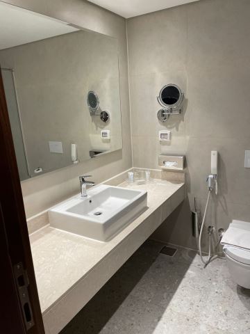 Bäder der neuen Zimmer