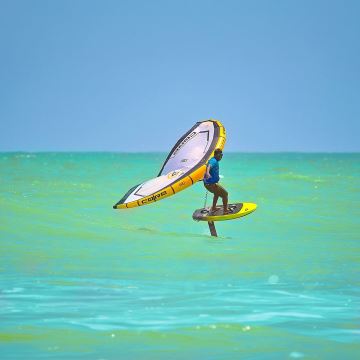Kitesurfing Lanka am Meer