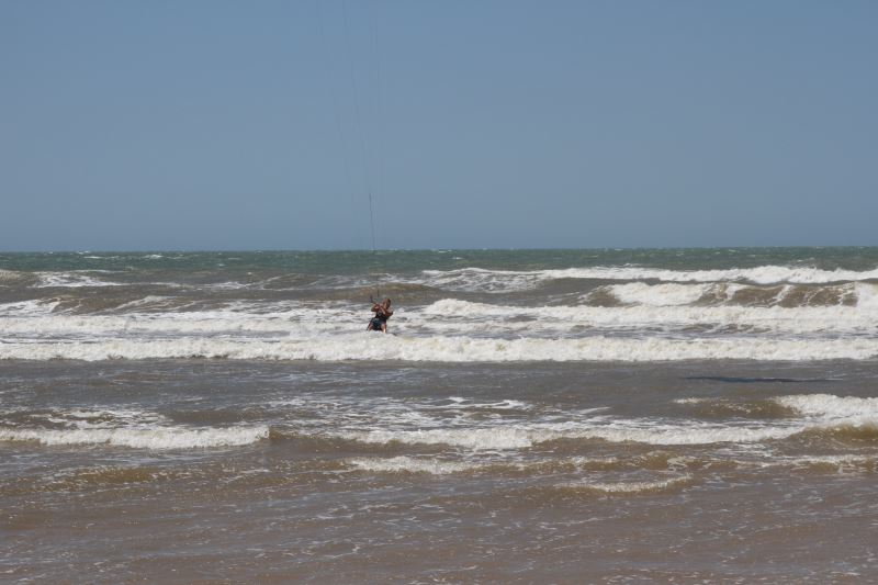 Macapa (Barra Grande): Spot bei Flut (Wellen vor der Sandbank)