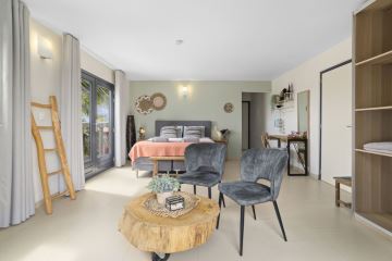 Superior mit Blick in den Garten