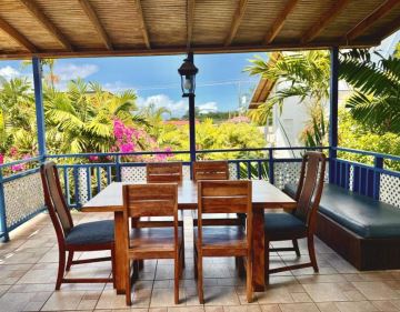 Balkon beim Zimmer mit 2 Schlafzimmern