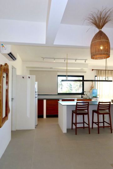 Der offene Küchenbereich im 3-Schlafzimmer-Appartement
