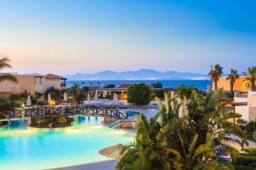 Blick vom Hotel zum Meer